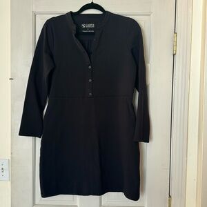 Adorable dress with pockets and great stretch material